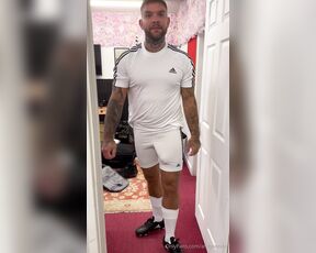 Andy Lee aka andyleexxx - 04-10-2024 OnlyFans Video - This is why I cant where tight white shorts  Disclaimer _ this was filming in