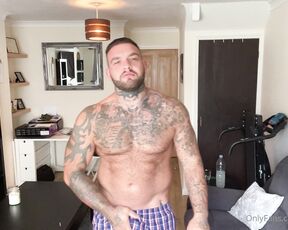 Andy Lee aka andyleexxx - 07-30-2020 OnlyFans Video - Happy Thursday you naughty fuckers