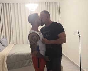 Max Sargent aka maxsargent - 05-31-2024 OnlyFans Video - Here in all its glory, the full scene with Dave