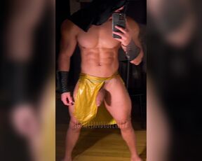 Alejandro Petit aka alejandropetitoficial - 03-12-2024 OnlyFans Video - Este faraón tiene ganas de hacerles un baile HOT