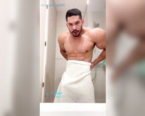 Alejandro Petit aka alejandropetitoficial - 08-08-2024 OnlyFans Video - Estuvo Rica esa ducha