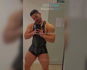 Alejandro Petit aka alejandropetitoficial - 08-24-2024 OnlyFans Video - Que rico me queda esto_xz1o