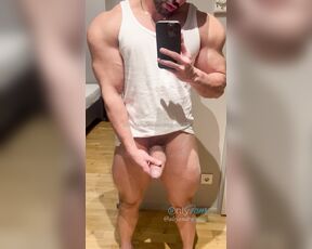 Alejandro Petit aka alejandropetitoficial - 12-13-2024 OnlyFans Video - Con ganas de soltar