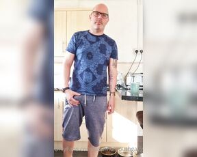 Dorset gay guy aka bournemouthgayguy - 08-26-2021 OnlyFans Video - Got bored working from home