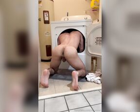 TwunkieRay aka twunkier - 01-09-2024 OnlyFans Video - POV Your roommate is stuck inside the dryer