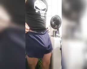 TimanPowerXX aka tpowerx - 12-18-2019 OnlyFans Video - Antes de ir a academia, um aquecimento