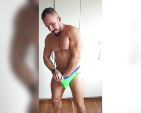 TimanPowerXX aka tpowerx - 08-24-2024 OnlyFans Video - Whenever I go to the beach, I wear full swim trunks, I like to be watched