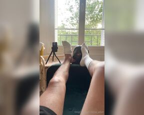 Matteo aka fillme_wfeet - 06-05-2024 OnlyFans Video - Hes got the prettiest stinky feet  kbylxx