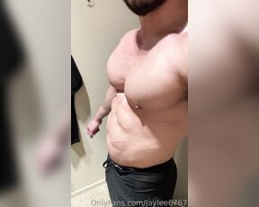 Jaylee6767 aka jaylee6767collection - 09-19-2022 OnlyFans Video - Quick change room tease