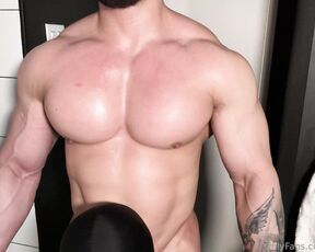 Jaylee6767 aka jaylee6767collection - 10-31-2022 OnlyFans Video - Worship these pecs and suck my dick Part 22