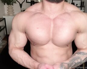 Jaylee6767 aka jaylee6767collection - 11-10-2023 OnlyFans Video - Post workout Nipple Play amp JO