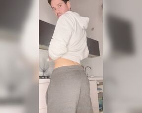 Marc Rose aka marcrose - 01-17-2023 OnlyFans Video - Tell me what would you do with those ass