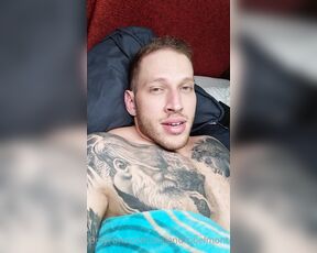 Alejandro Belmont aka alejandrobelmont - 10-28-2022 OnlyFans Video - English in first video Español en segundo video