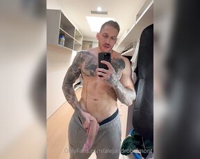 Alejandro Belmont aka alejandrobelmont - 04-19-2024 OnlyFans Video - Random stuff from my gallery