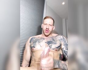 Alejandro Belmont aka alejandrobelmont - 03-30-2024 OnlyFans Video - Playing around with my horscock Jugando con mi vergota de caballo