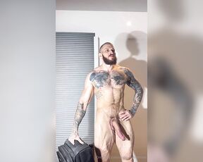 Alejandro Belmont aka alejandrobelmont - 12-15-2024 OnlyFans Video - Short naked workout video