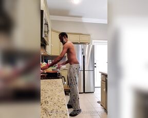 Dexter Collins aka dextercollins33 - 01-19-2021 OnlyFans Video - Want me too cook for you