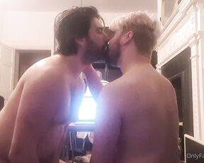 Raf & Kal aka kalwell - 05-02-2024 OnlyFans Video - So we had a little fun chatting online and streaming off a bit of a play_u75g