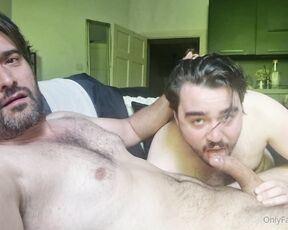 Raf & Kal aka kalwell - 05-19-2024 OnlyFans Video - Enjoying a hot suck from my boy