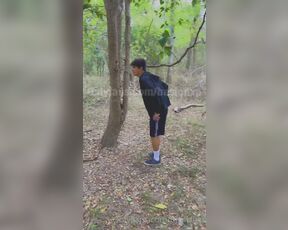 Basicflxp aka basicflxp - 11-22-2022 OnlyFans Video - Latino twink posing naked next to a tree in a pxblic park