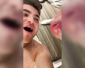 TenInchTopxxx aka teninchtopxxx - 12-24-2019 OnlyFans Video - What a mess I made over the beautiful face of bebedelrey