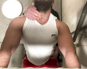 TenInchTopxxx aka teninchtopxxx - 04-06-2020 OnlyFans Video - Find me after the gym in the stairwell Daddy, my jock is sweaty and my