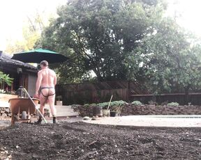 Kristofer Weston aka kristoferweston - 01-06-2021 OnlyFans Video - A little yard work in your jockstrap never hurt anyone