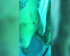 Bryan Silva aka bryansilva OnlyFans - Jerking my long thick 10 inch dick in the stand up tanning bed