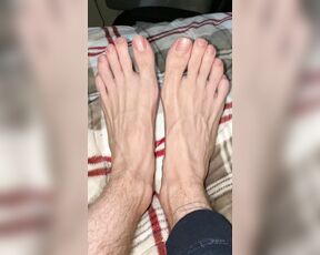 Bryan Silva aka bryansilva OnlyFans - Like if you have a foot fetish Lots of dirty talk in this