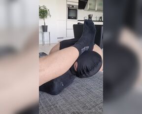 Footpigcrusher aka footpigcrusher OnlyFans - Foot btch sniffs and licks my smelly black socks and sweaty bare feet