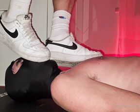 Footpigcrusher aka footpigcrusher OnlyFans - Part I Trampling his face and front in my nasty Nike AF1 and in smelly white