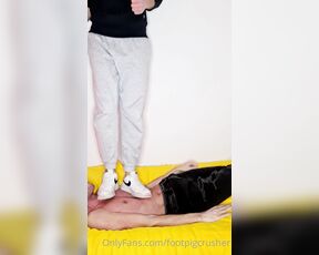 Footpigcrusher aka footpigcrusher OnlyFans - Part II II  Jumping on him on the bed in Nike AF1 and barefoot Pay