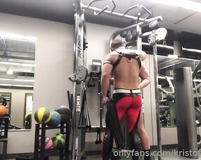 Kristofer Weston aka kristoferweston - 04-30-2019 OnlyFans Video - The workout continues with my gym SIR