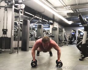 Kristofer Weston aka kristoferweston - 05-09-2019 OnlyFans Video - My gym SIR pushes me harder and harder