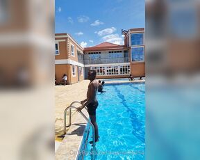 Real nasty 254 aka realnasty254 - 09-19-2022 OnlyFans Video - Sunny days swimming