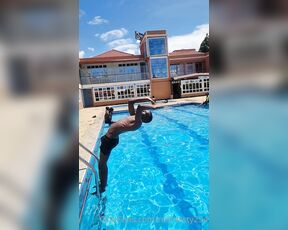 Real nasty 254 aka realnasty254 - 09-19-2022 OnlyFans Video - Sunny days swimming