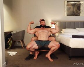 Nath_wyld aka nath_wyld - 11-13-2024 OnlyFans Video - Was great catching up with the big man spencercolt again First, you get to see me