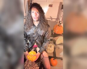 Jean Black aka jeanblackxxx - 01-22-2025 OnlyFans Video - Tiss the season