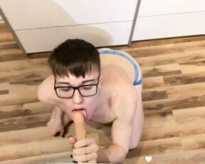 Dreamboy aka dreamboy_506 - 01-16-2023 OnlyFans Video - Would you like me to suck you