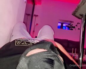 Footpigcrusher aka footpigcrusher OnlyFans - Saliva session part II  how can one produce so much saliva just licking feet