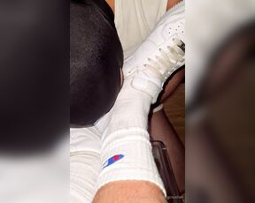 Footpigcrusher aka footpigcrusher OnlyFans - He really enjoyed sniffing my sweaty, stinky gym socks