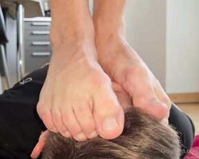 Footpigcrusher aka footpigcrusher OnlyFans - Close up view of sniffing and licking action, barefoot only @Germanfeet95