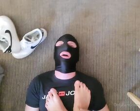 Footpigcrusher aka footpigcrusher OnlyFans - Some soft barefoot trampling and foot gagging @adam fuss