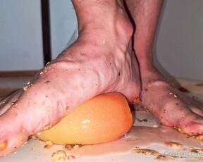 Footpigcrusher aka footpigcrusher OnlyFans - Crushing together 58  Bro smashes a grapefruit under his naked soles