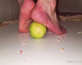 Footpigcrusher aka footpigcrusher OnlyFans - Crushing together 18  Smashing an apple under my feet