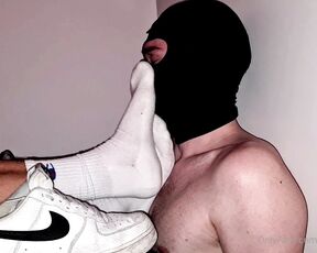 Footpigcrusher aka footpigcrusher OnlyFans Video 3349