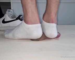 Footpigcrusher aka footpigcrusher OnlyFans Video 9367