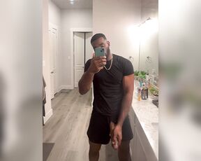 Marshall Price aka officialgreysweatsking - 04-03-2023 OnlyFans Video - Catch tha nut open wide